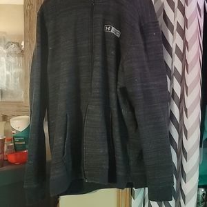 Men's Under Armour extra large long sleeve hoodie